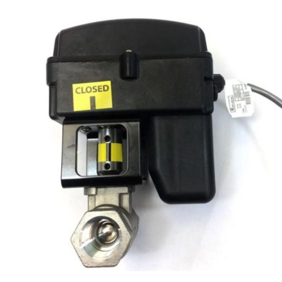 Raven 1" FPT Standard Control Valve featuring a "CLOSED" label, metal valve securely attached, and visible wiring on the side. This Raven product is ideal for precision in agricultural environments, especially for anhydrous ammonia applications, thanks to its 4-Pin Conxall Connector and 13-second cycle time.