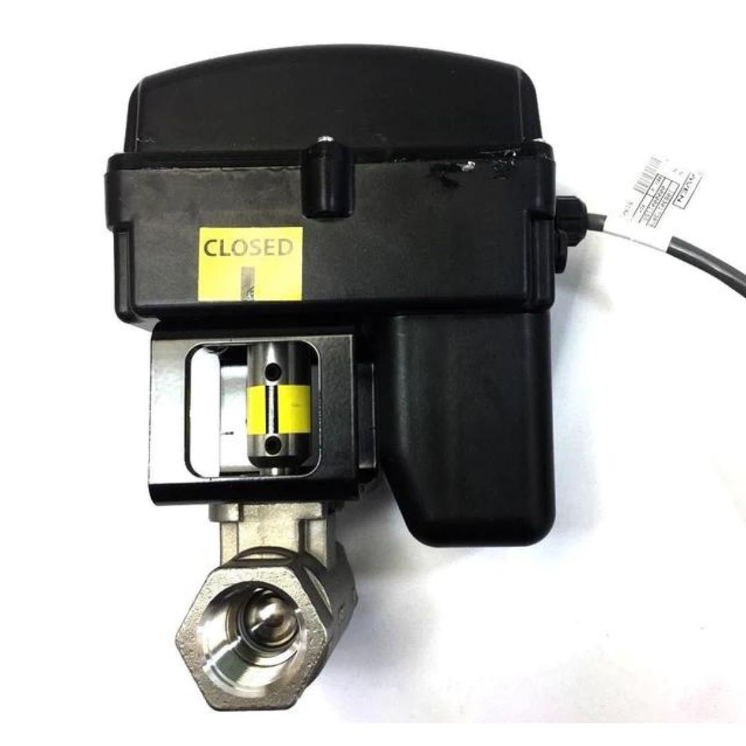 A Raven 1" FPT Fast/Close NH3 Control Valve, featuring a yellow "CLOSED" label and a metal fitting at the bottom, with a 4-Pin Conxall connector extending from the top. The actuator is specifically designed for agricultural environments and is ideal for anhydrous ammonia application.
