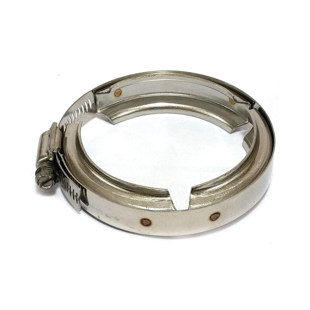 A Banjo 1" Worm Screw Clamp made from alloy steel, featuring a quick-release mechanism and slight rust spots, designed for manifold flange connections, is set against a white background.